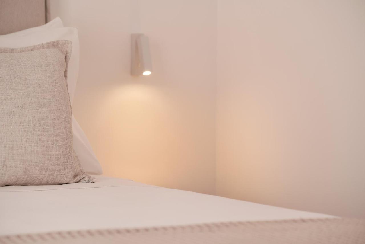 Isida Andros Hotell Áyios Pétros Eksteriør bilde