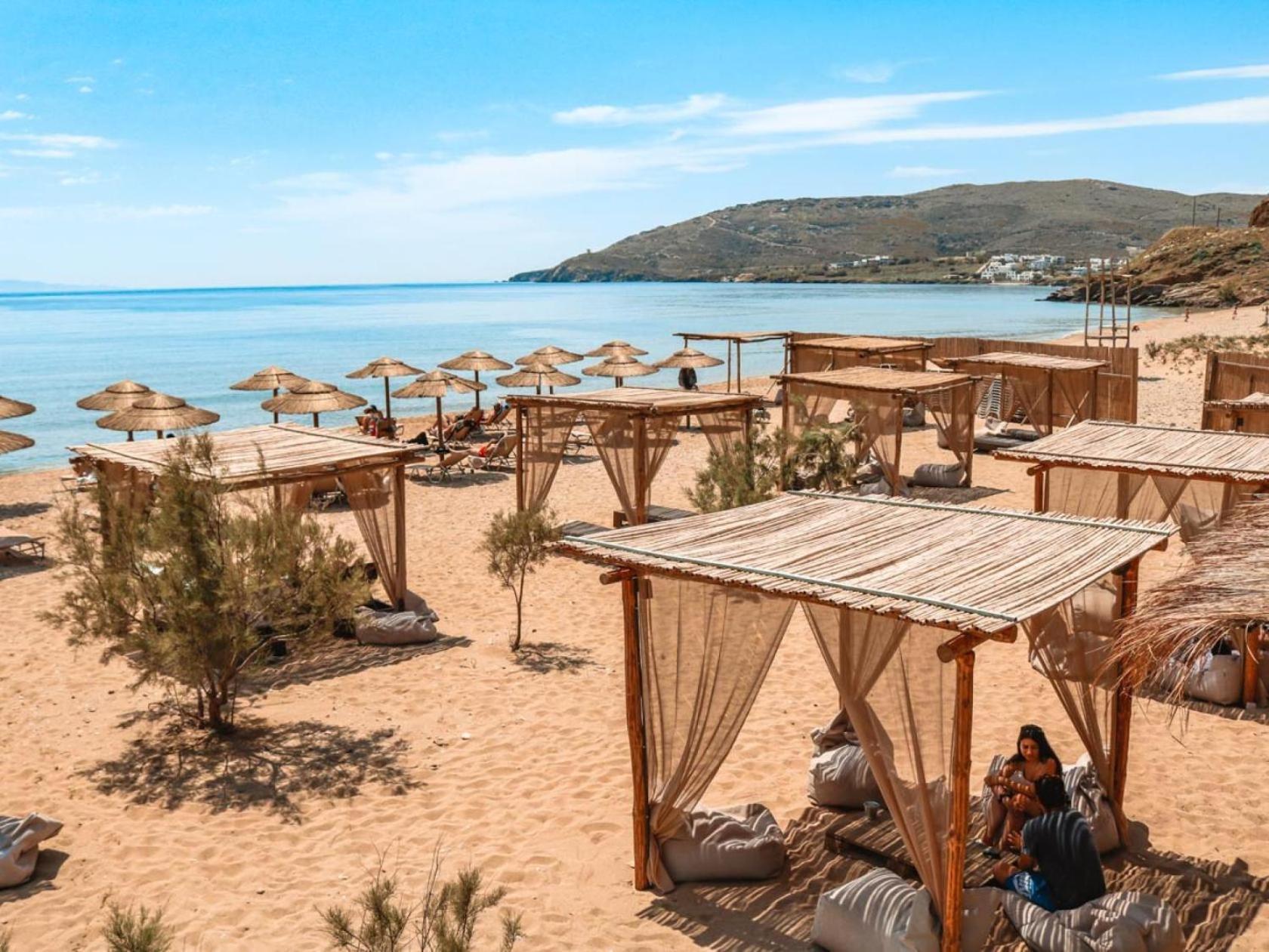 Isida Andros Hotell Áyios Pétros Eksteriør bilde